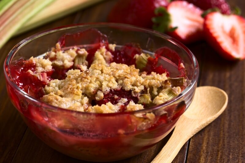 Strawberry Rhubarb Crumble: A Sweet-Tart Classic for Every Season