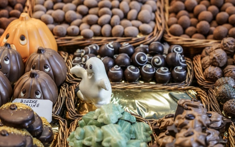 15 Creative Halloween Gift Basket Ideas for Friends