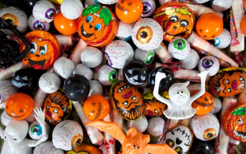 15 Spook-tacular Halloween Gifts for Coworkers