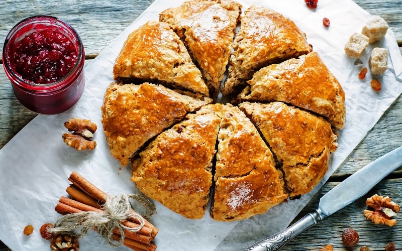 Cozy Pumpkin Scones with Cinnamon