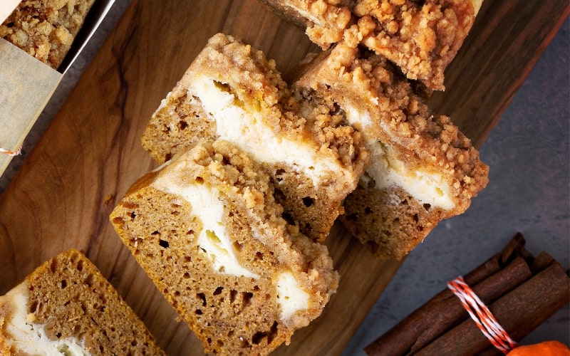 Swirled Pumpkin Cream Cheese Bread