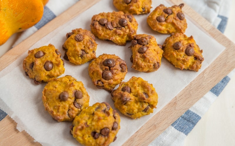 Soft Pumpkin Chocolate Chip Cookies